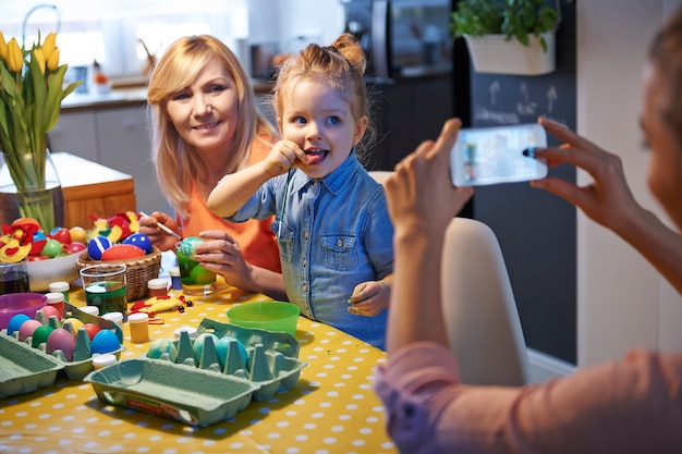 Wohin In Den Osterferien Mit Kindern? Die besten Reiseziele für Familien zu Ostern