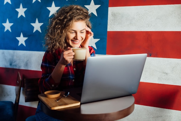 Wie Lange Dauert Ein Visum Für Die USA? Bearbeitungszeiten für ein USA-Visum und wichtige Informationen