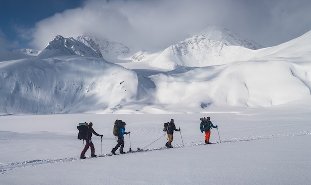 Wie Viel Kostet Es, Den Mount Everest Zu Besteigen? Mit welchen Kosten eine Besteigung des Mount Everest verbunden ist